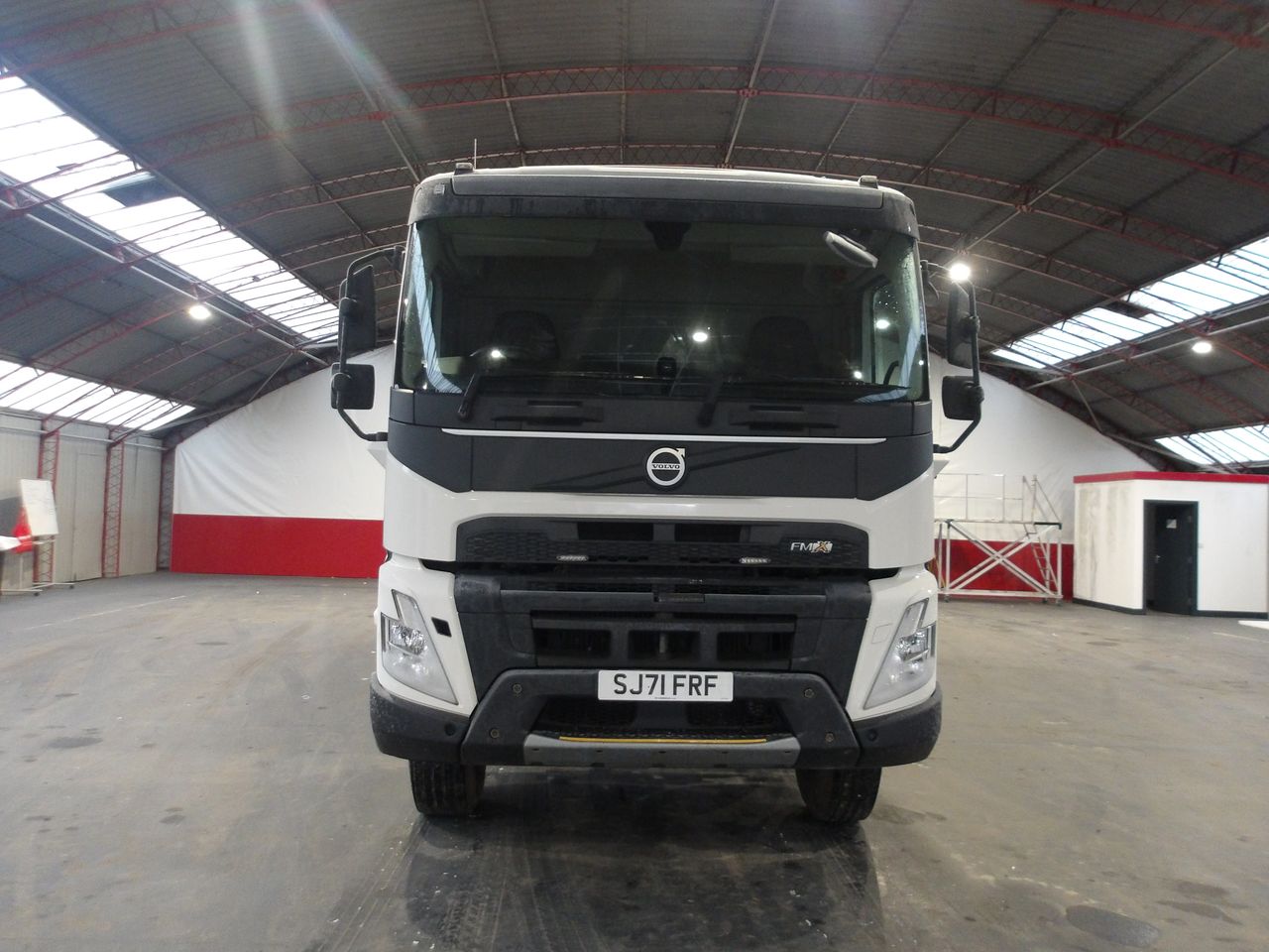 2021 Volvo FMX 420 Tipper for sale at MV Commercial
