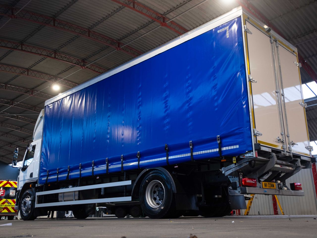  DAF XB290 Curtainsider for sale at MV Commercial