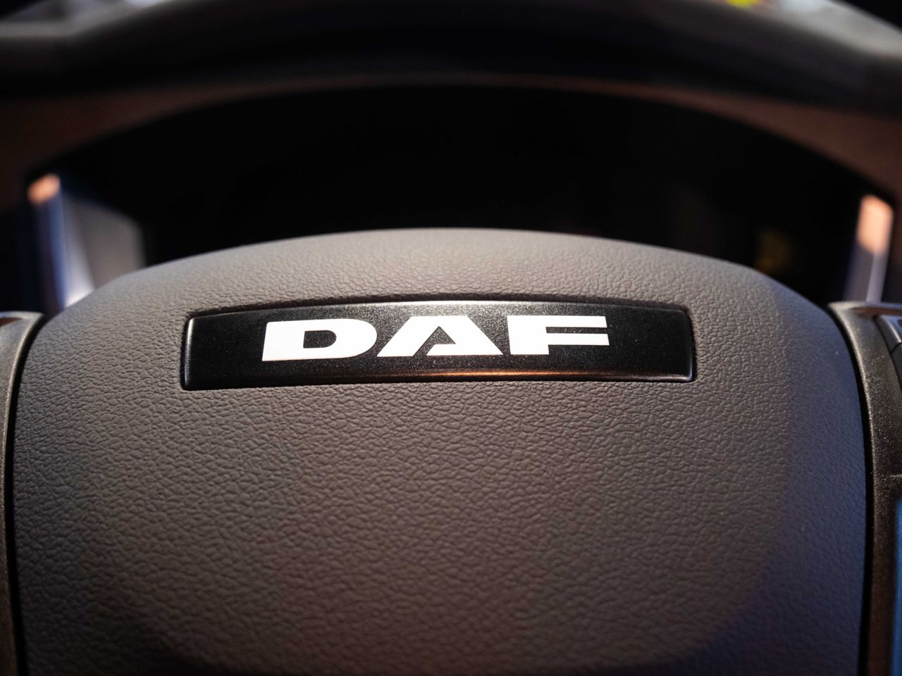  DAF XB290 Curtainsider for sale at MV Commercial