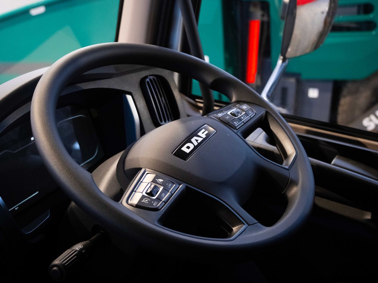  DAF XB290 Curtainsider for sale at MV Commercial