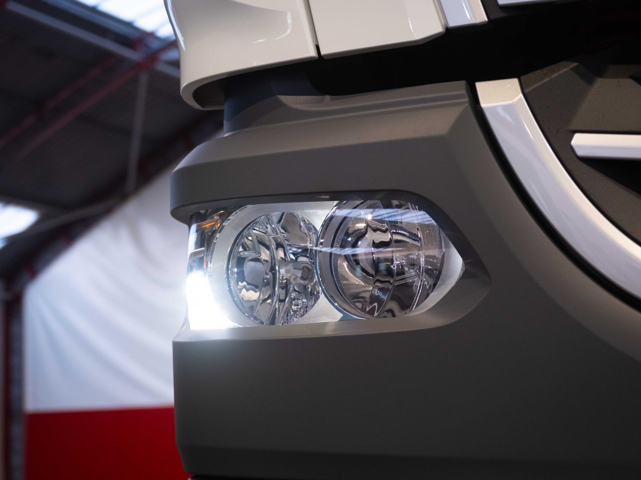  DAF XB290 Curtainsider for sale at MV Commercial