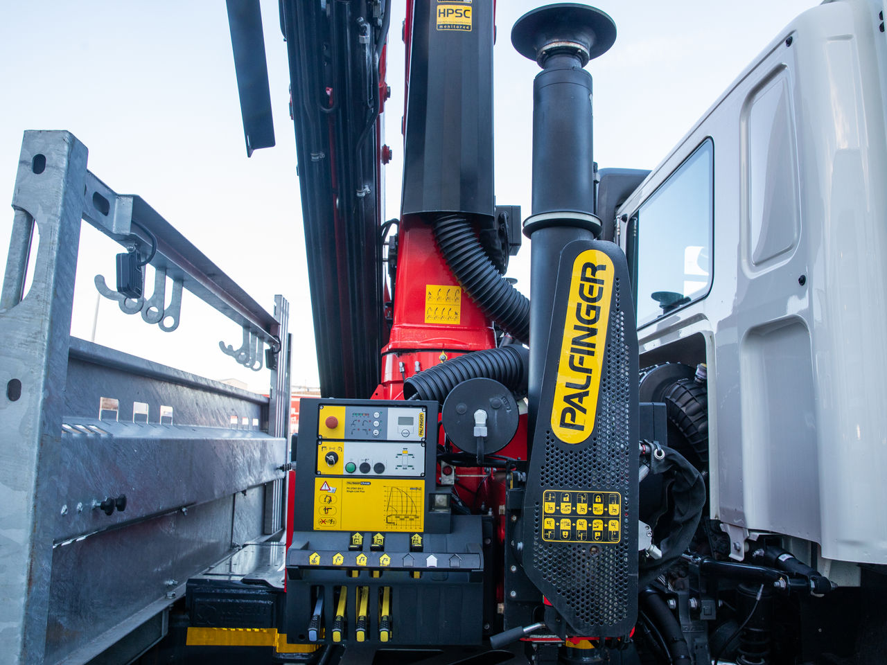 Ready to go DAF CF 480, Beavertail, null, 32 Tonne, Day Cab, Automatic, 28mm Keruing Hardwood Floor, 2 X 9 Tonne Front Axles, Adaptive Cruise Control, AdBlue Tank - 45 Litre, Advanced Emergency Braking System (AEBS), , Palfinger, PK 27001-EH HIGH PERFORMANCE | for sale at MV Commercial, the UKs leading Truck, Trailers and Van supplier. (SM73OSW 981657)