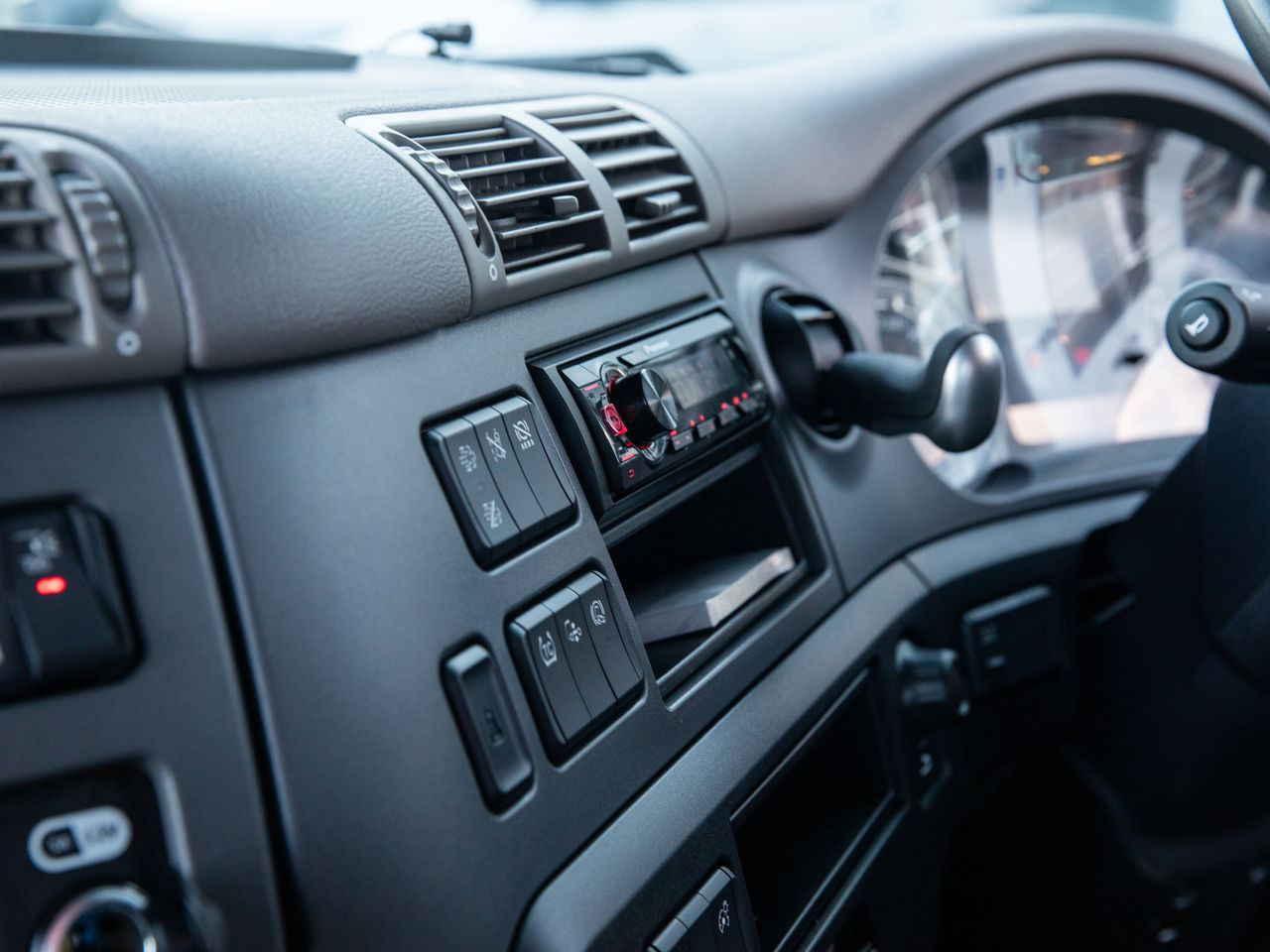 Ready to go DAF CF 480, Beavertail, null, 32 Tonne, Day Cab, Automatic, 28mm Keruing Hardwood Floor, 2 X 9 Tonne Front Axles, Adaptive Cruise Control, AdBlue Tank - 45 Litre, Advanced Emergency Braking System (AEBS), , Palfinger, PK 27001-EH HIGH PERFORMANCE | for sale at MV Commercial, the UKs leading Truck, Trailers and Van supplier. (SM73OSW 981673)