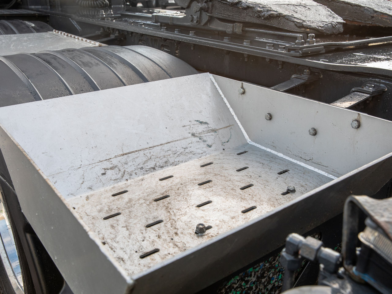 Ready to go Volvo FH 540, Tractor Unit, null, , Globetrotter, I-Shift, Kelsa Hi-Bar, Kelsa Low Bar, Multi Function Steering Wheel, Electric Windows, Electric Mirrors, , HIAB, X-HIPRO 858 EP-6 | for sale at MV Commercial, the UKs leading Truck, Trailers and Van supplier. (SJ69CSU 981785)