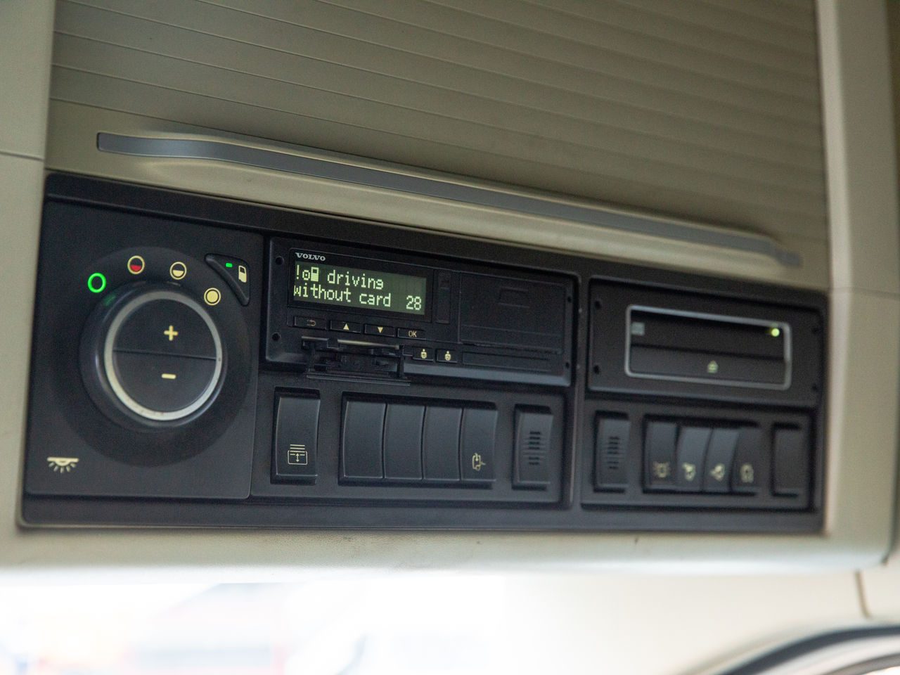 Ready to go Volvo FH 540, Tractor Unit, null, , Globetrotter, I-Shift, Kelsa Hi-Bar, Kelsa Low Bar, Multi Function Steering Wheel, Electric Windows, Electric Mirrors, , HIAB, X-HIPRO 858 EP-6 | for sale at MV Commercial, the UKs leading Truck, Trailers and Van supplier. (SJ69CSU 981796)