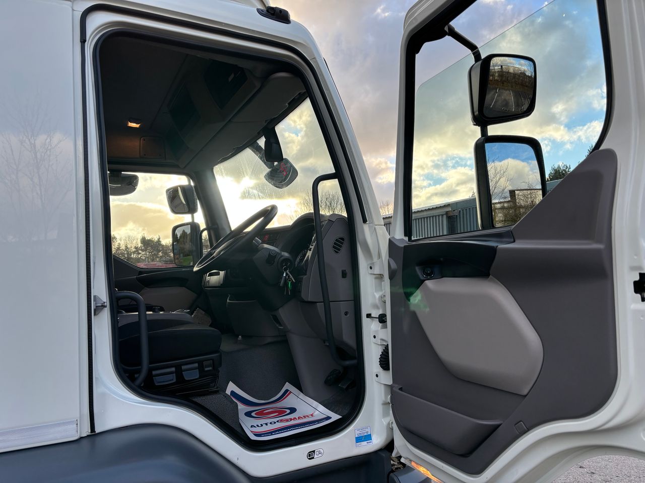 2021 DAF LF 290 Box for sale at MV Commercial