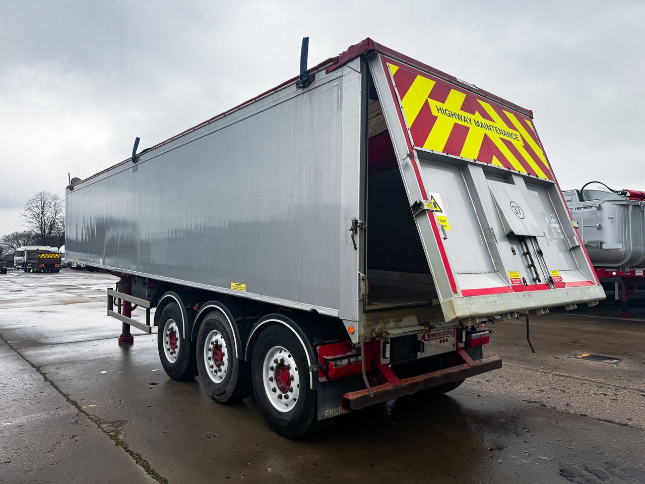 2020 FRUEHAUF 60cu Sloper tipping trailer with winch operated sheet, manual gates locks and Fruehauf weigher Trailers for sale at MV Commercial