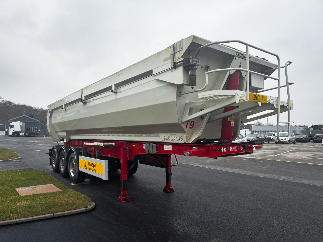 2017 FRUEHAUF 40cu Straightframe Halfpipe with Shurco Sheet, Air Tailgate, Weigher Trailers for sale at MV Commercial
