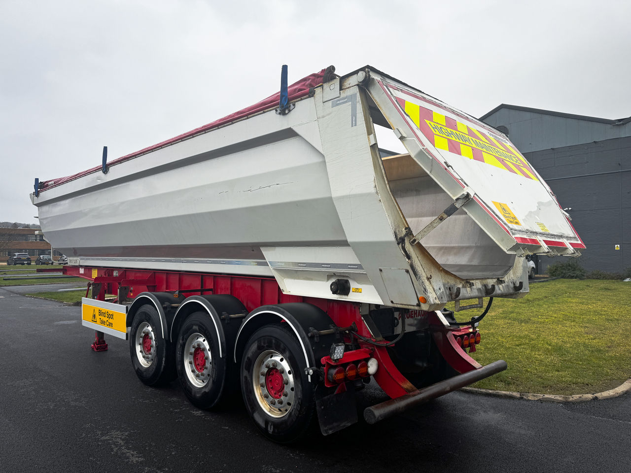 2017 FRUEHAUF 40cu Straightframe Halfpipe with Shurco Sheet, Air Tailgate, Weigher Trailers for sale at MV Commercial