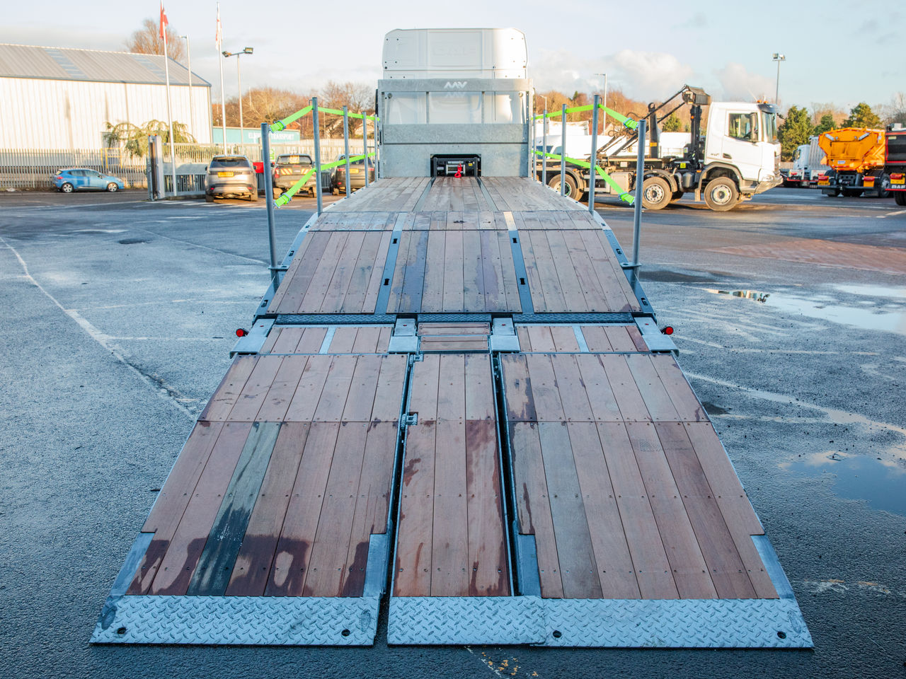  DAF XF 530 Cheesewedge for sale at MV Commercial