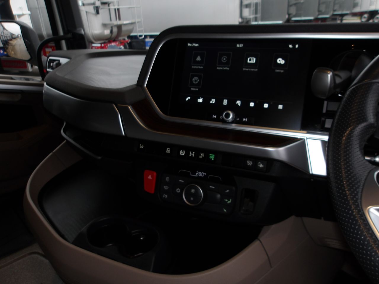 2025 DAF FTG XG530 Tractor Unit for sale at MV Commercial