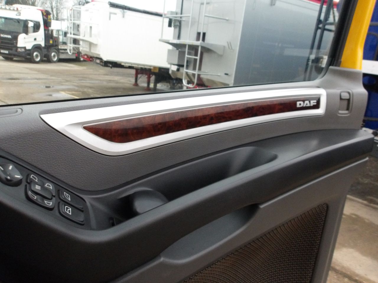 2016 DAF XF 460  Tractor Unit for sale at MV Commercial