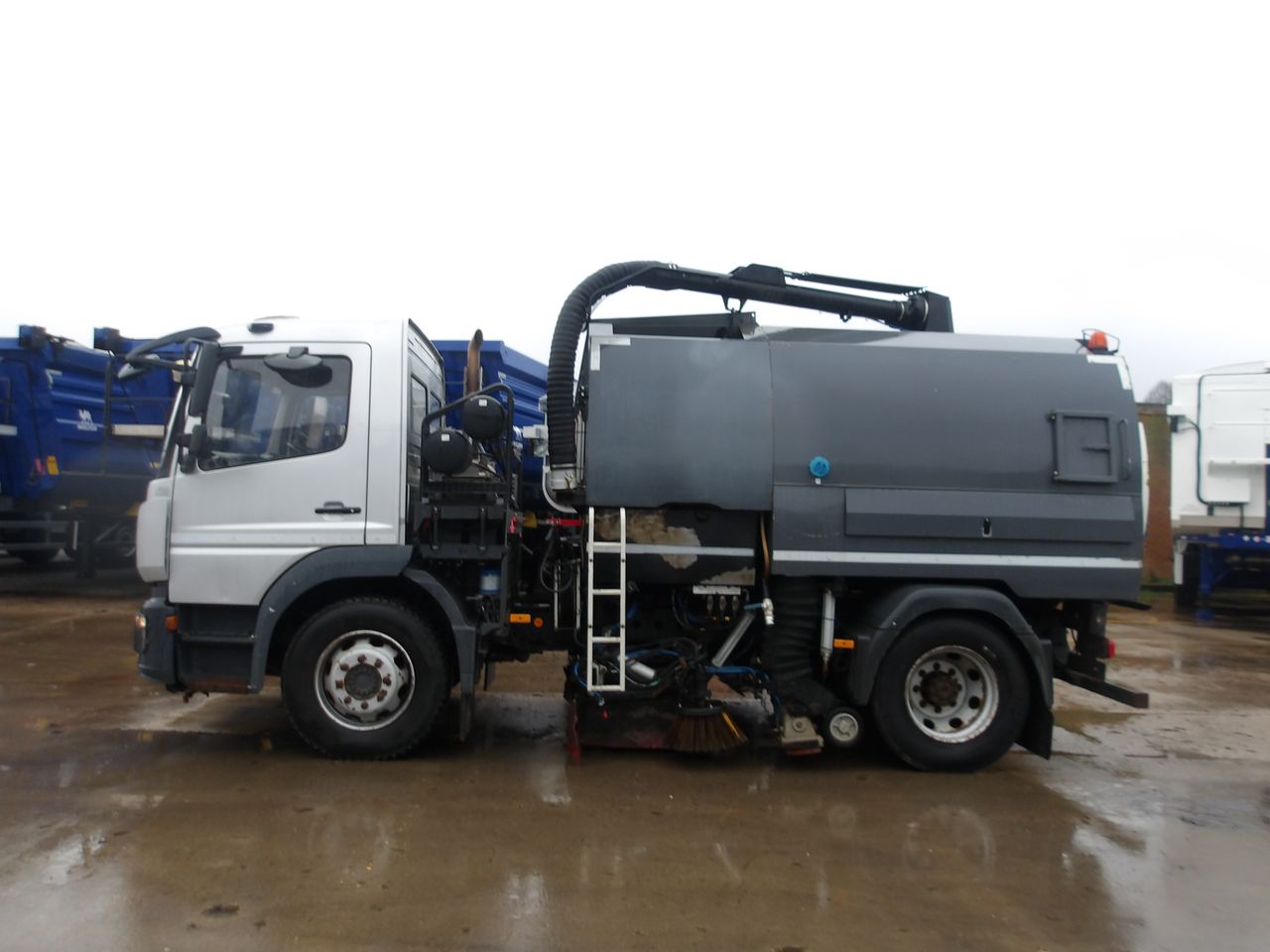 2018 Mercedes-Benz atego Road Sweeper for sale at MV Commercial
