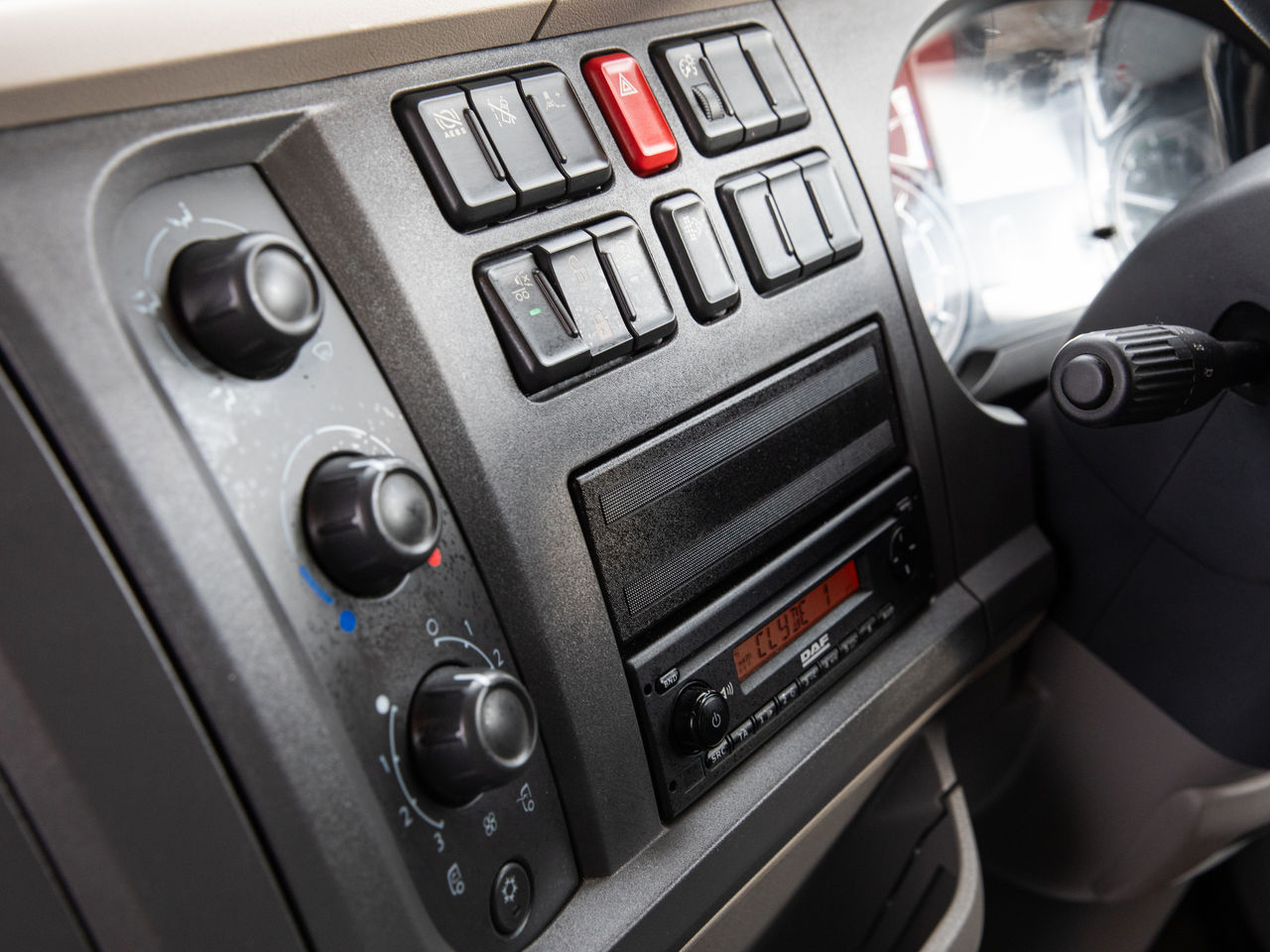 2023 DAF LF 290 Box for sale at MV Commercial