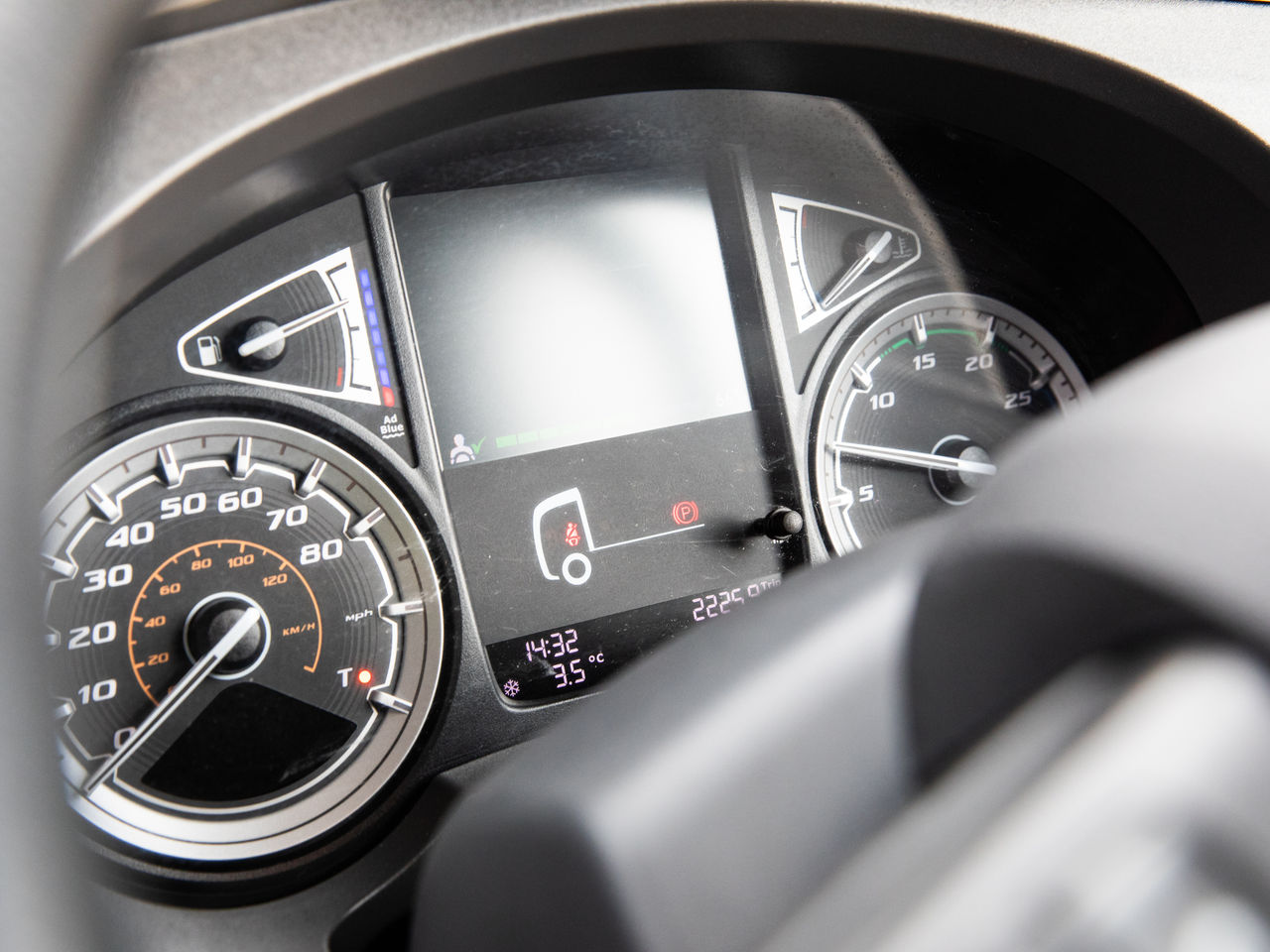 2023 DAF LF 290 Box for sale at MV Commercial