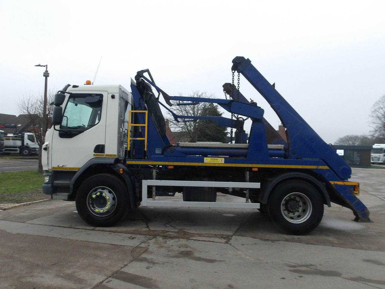 2022 DAF LF 290 Skip Loader for sale at MV Commercial