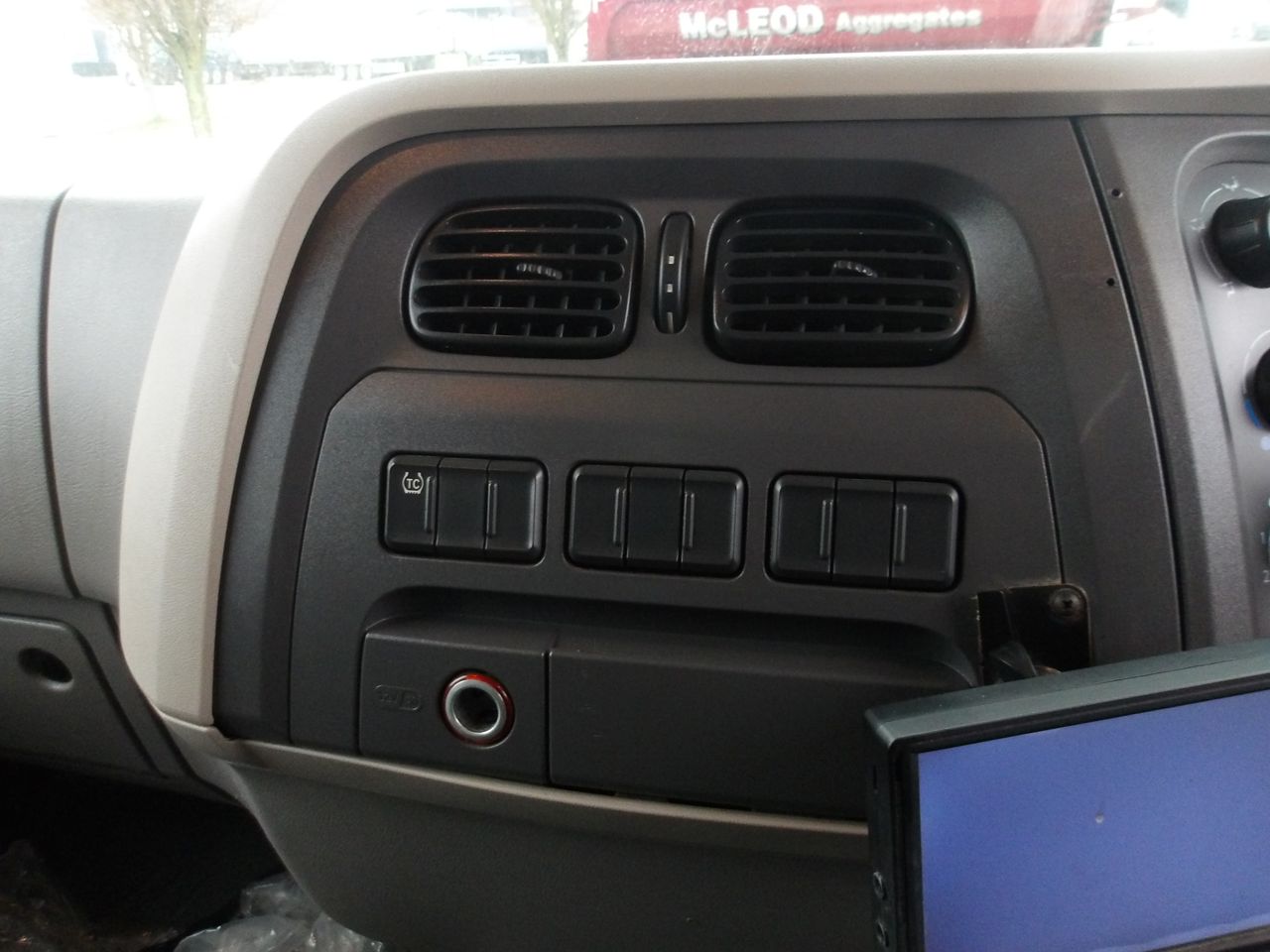 2022 DAF LF 290 Skip Loader for sale at MV Commercial