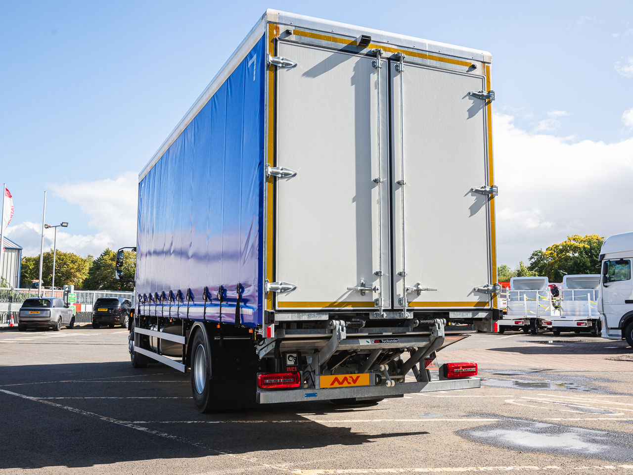  DAF XB290 Curtainsider for sale at MV Commercial