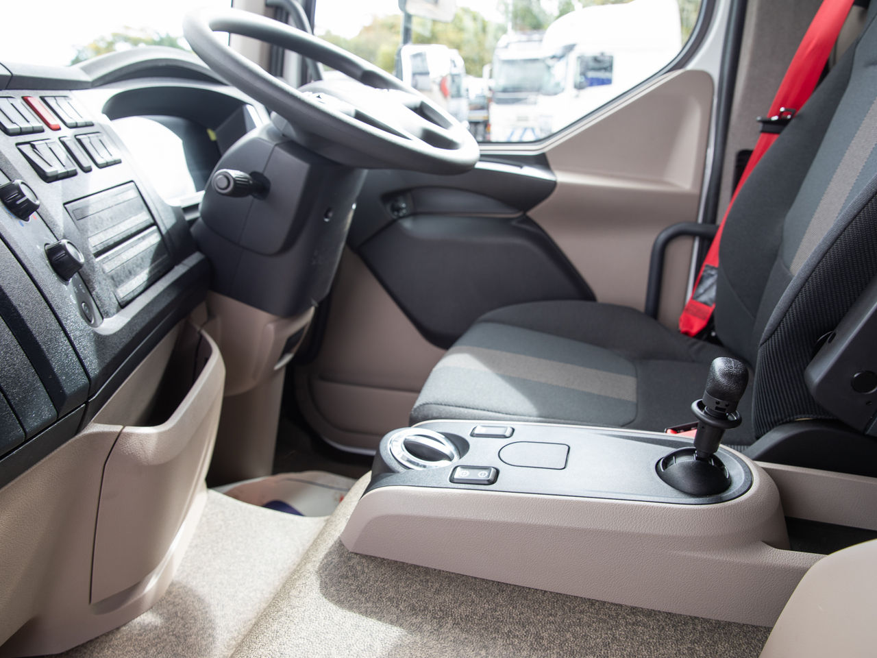  DAF XB290 Curtainsider for sale at MV Commercial