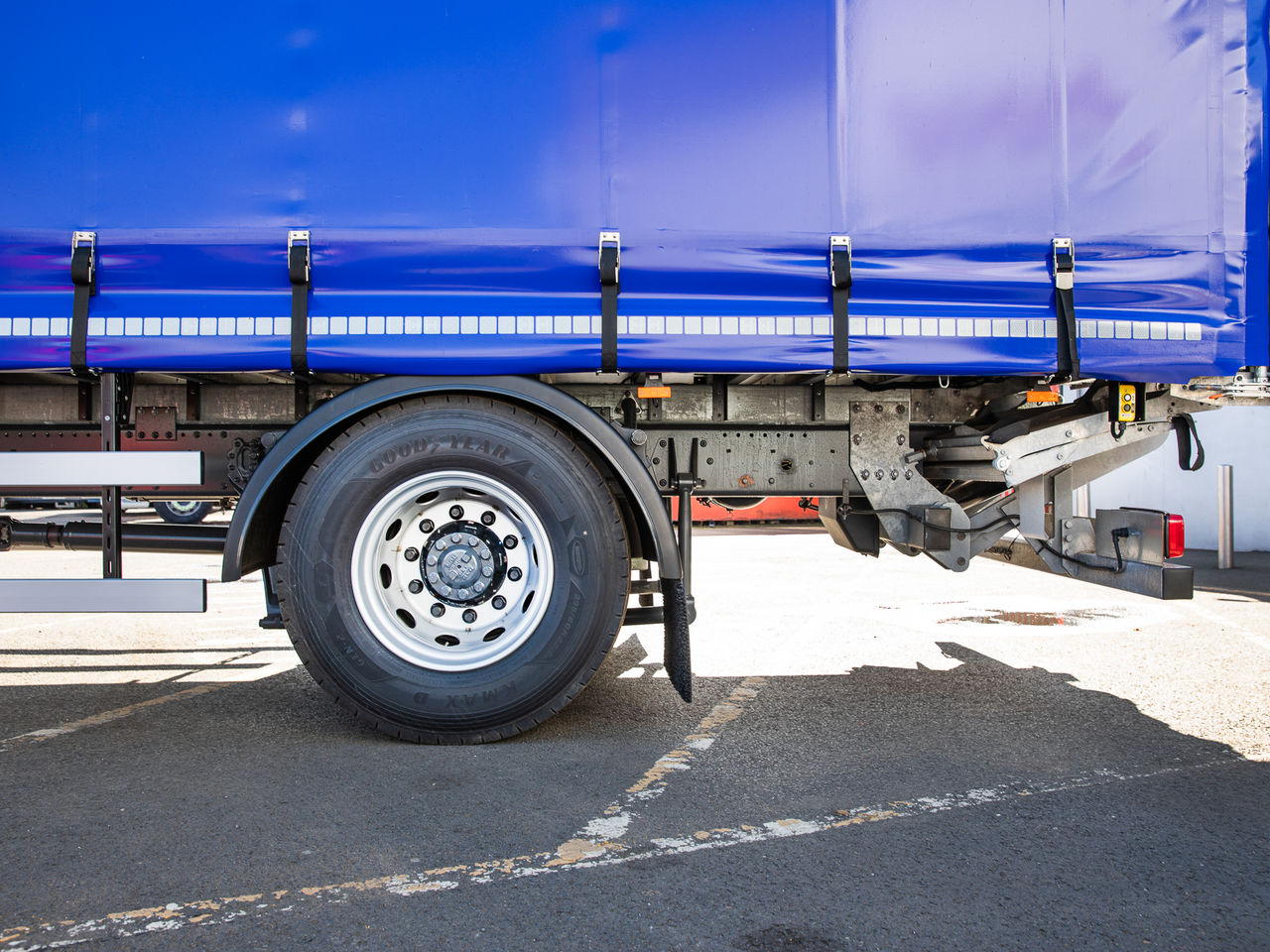  DAF XB290 Curtainsider for sale at MV Commercial