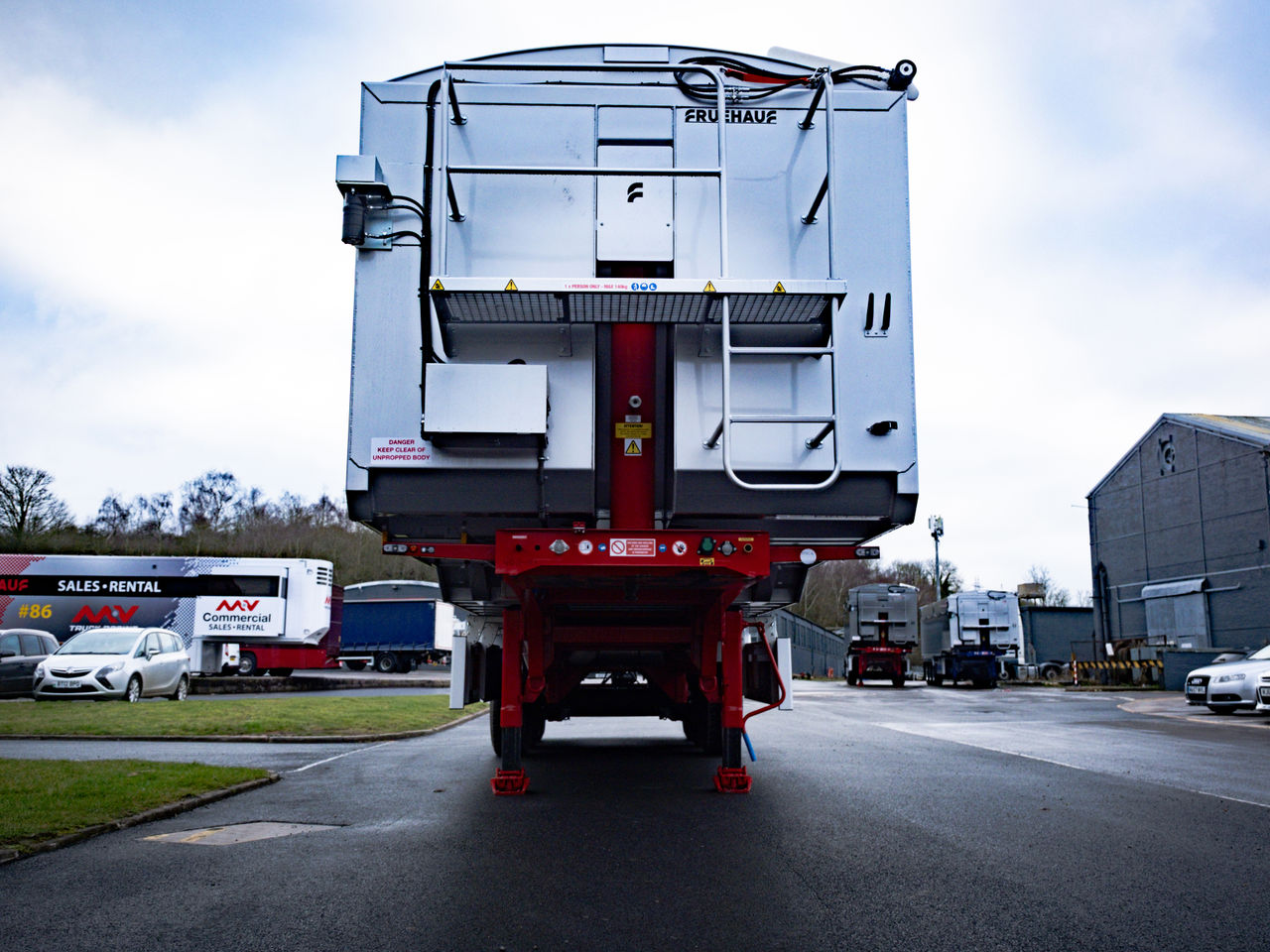 2026 Fruehauf 74 cu Stepframe with SAF Disc, Hydroclear, Air Tailgate, Weigher Trailers for sale at MV Commercial