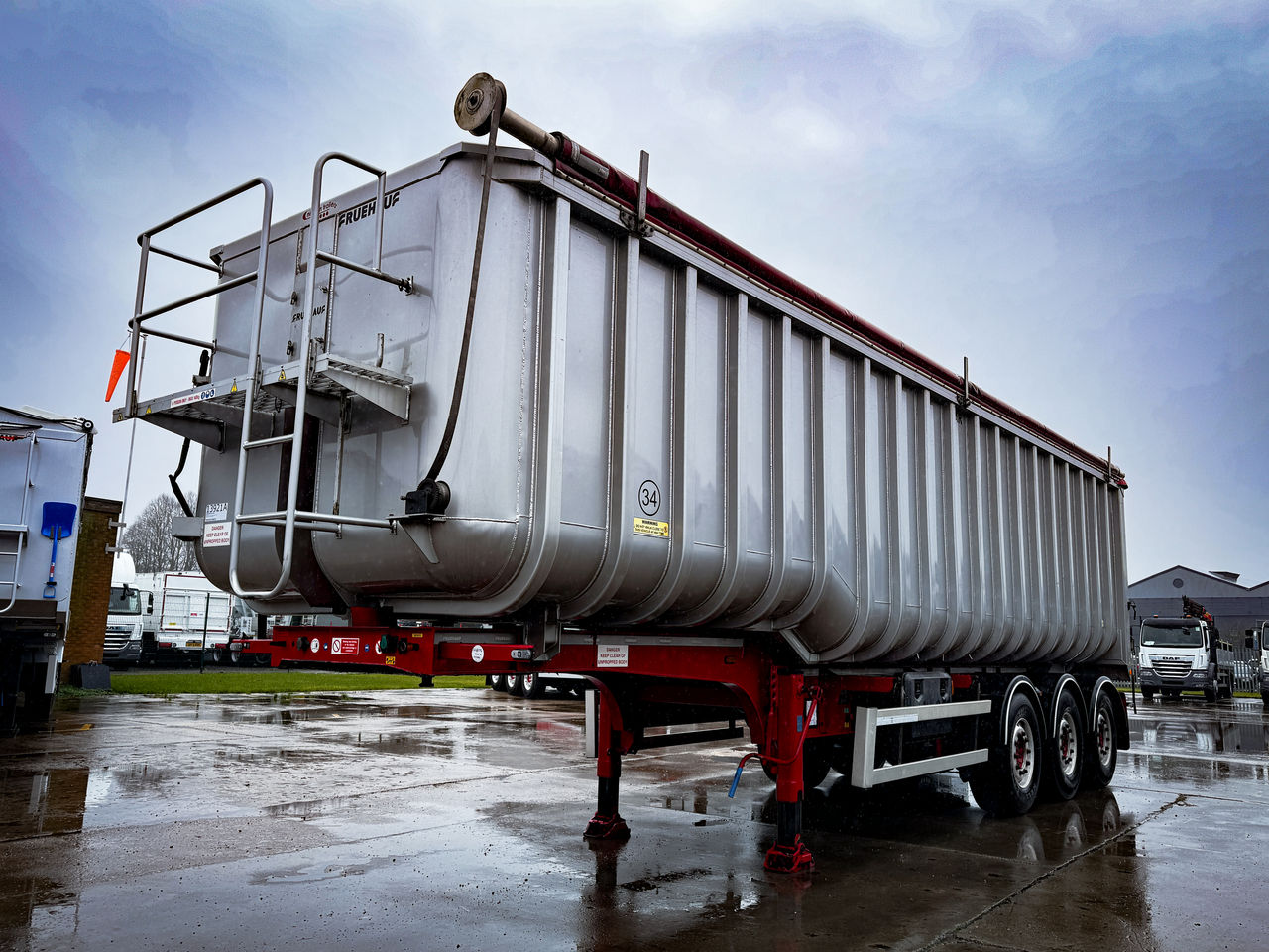 2018 FRUEHAUF 61cu Bathtub Stepframe with Manual Sheet, Weigher Trailers for sale at MV Commercial