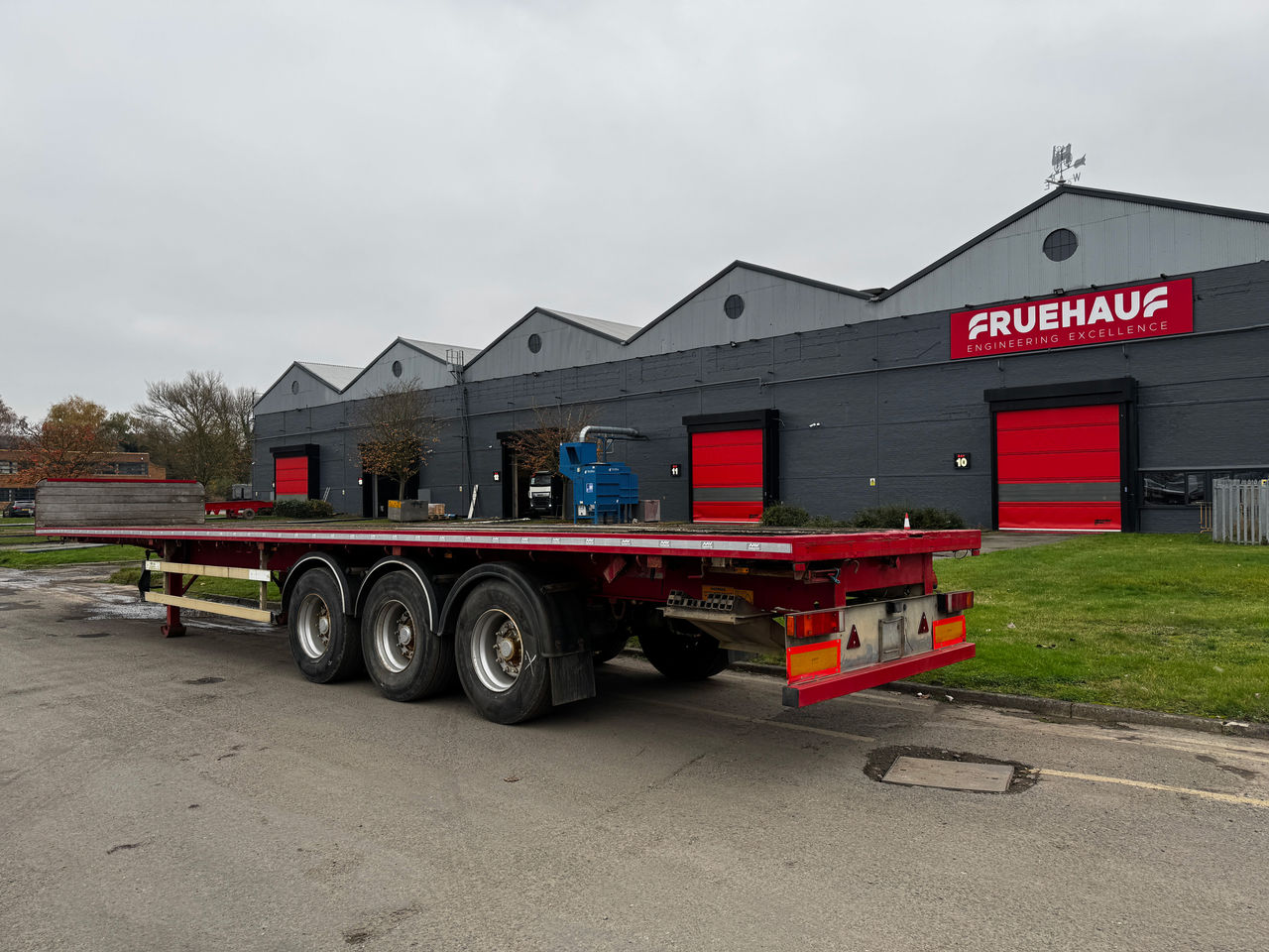 2004 Fruehauf 3 Axle Flatbed Trailers for sale at MV Commercial