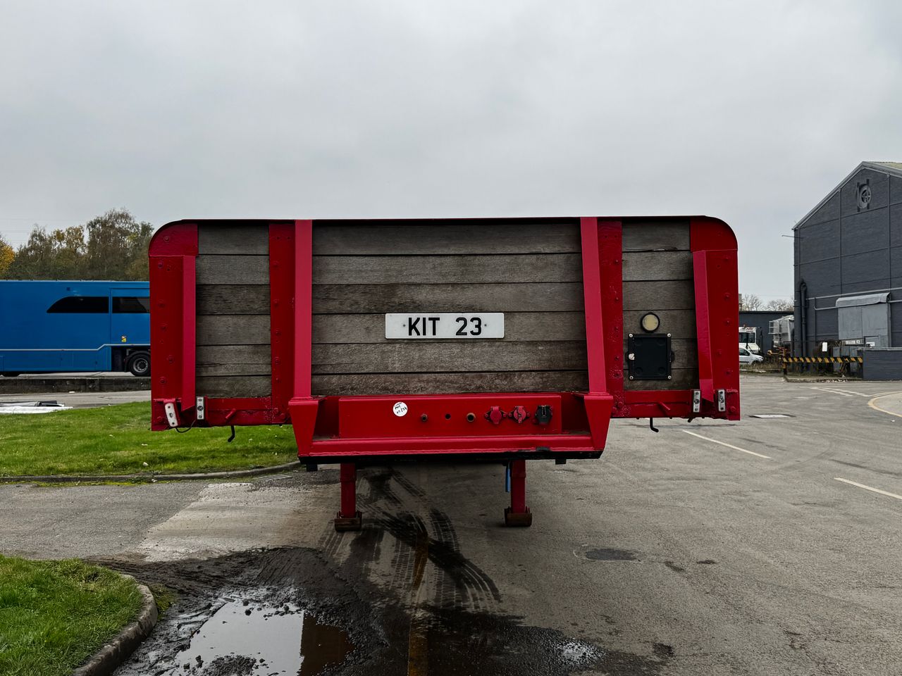 2004 Fruehauf 3 Axle Flatbed Trailers for sale at MV Commercial