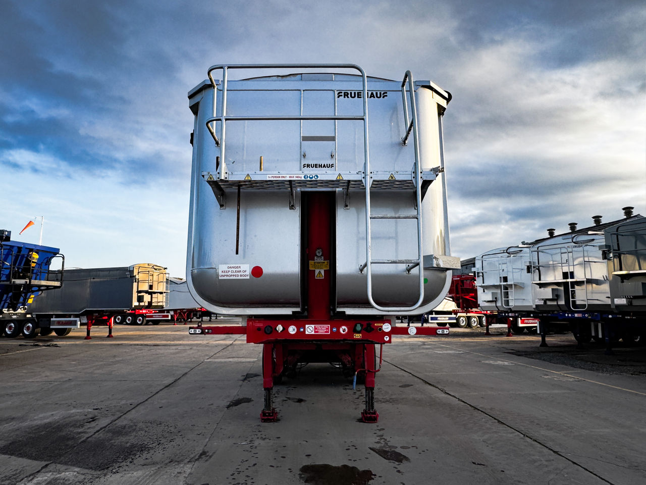 2019 Fruehauf 3 Axle Bathtub Trailers for sale at MV Commercial