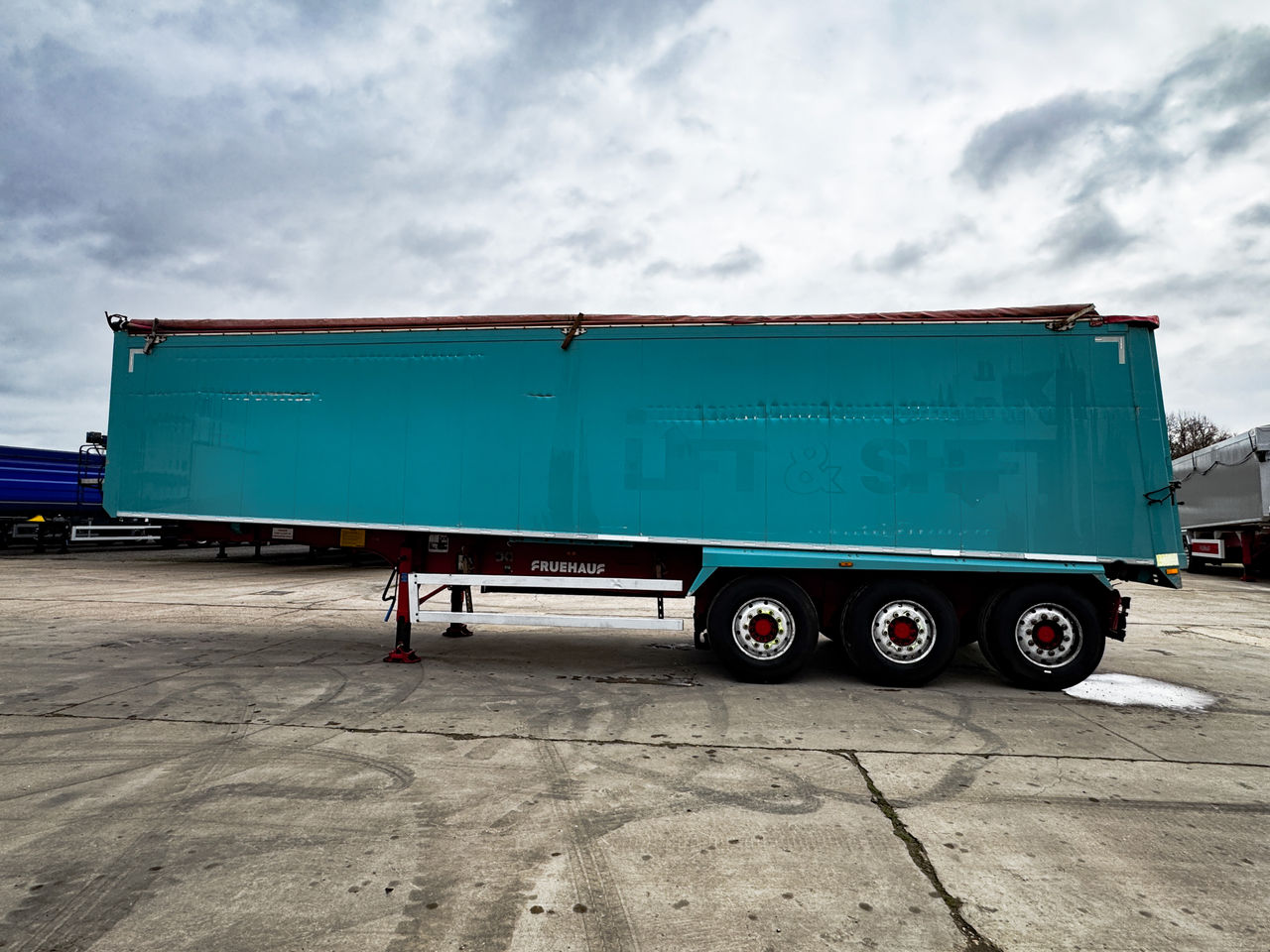 2018 Fruehauf Sloper Smoothside Tipper Trailers for sale at MV Commercial