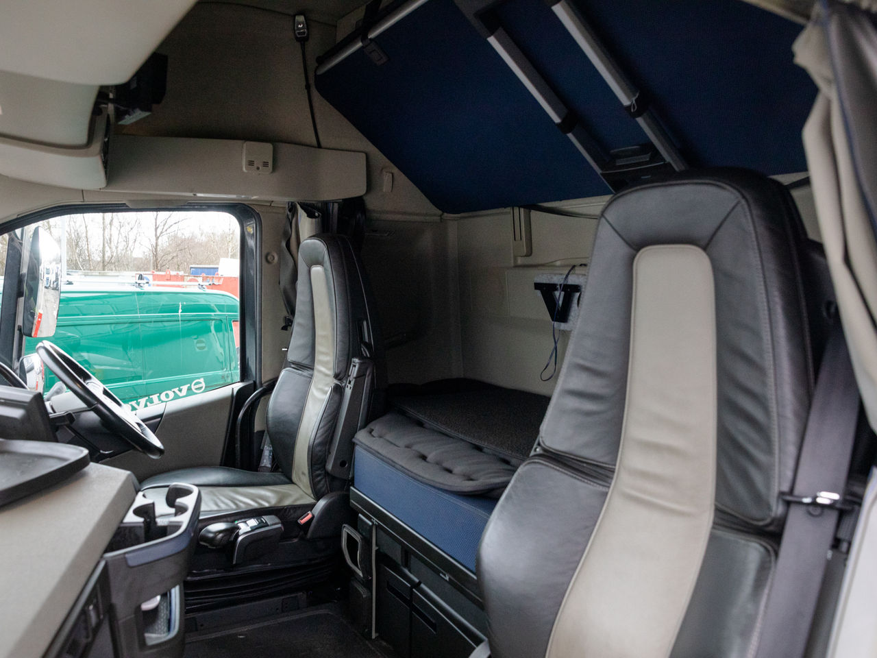 2022 Volvo FH 540 Tractor Unit for sale at MV Commercial