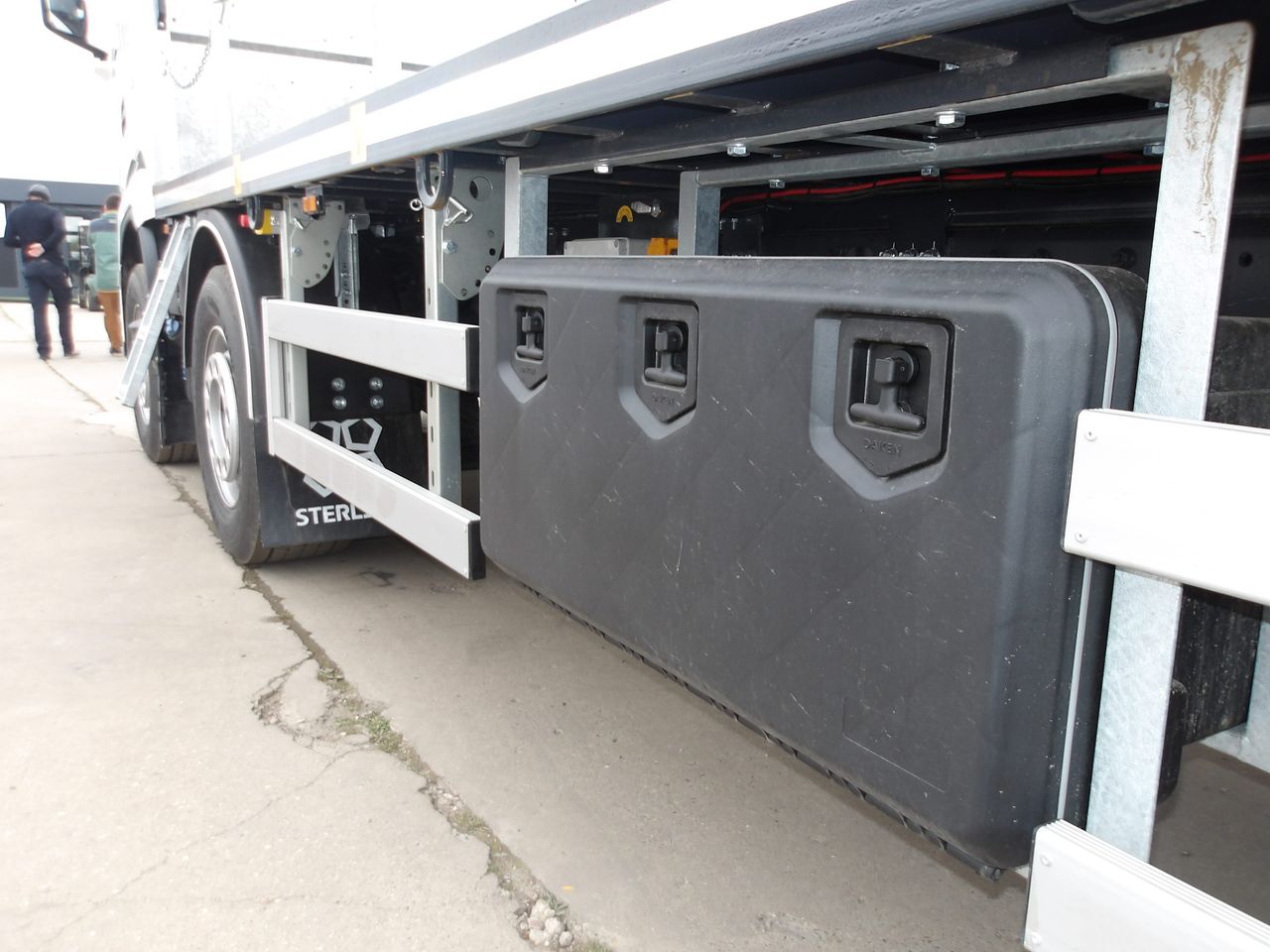 DAF XF 530 Cheesewedge for sale at MV Commercial
