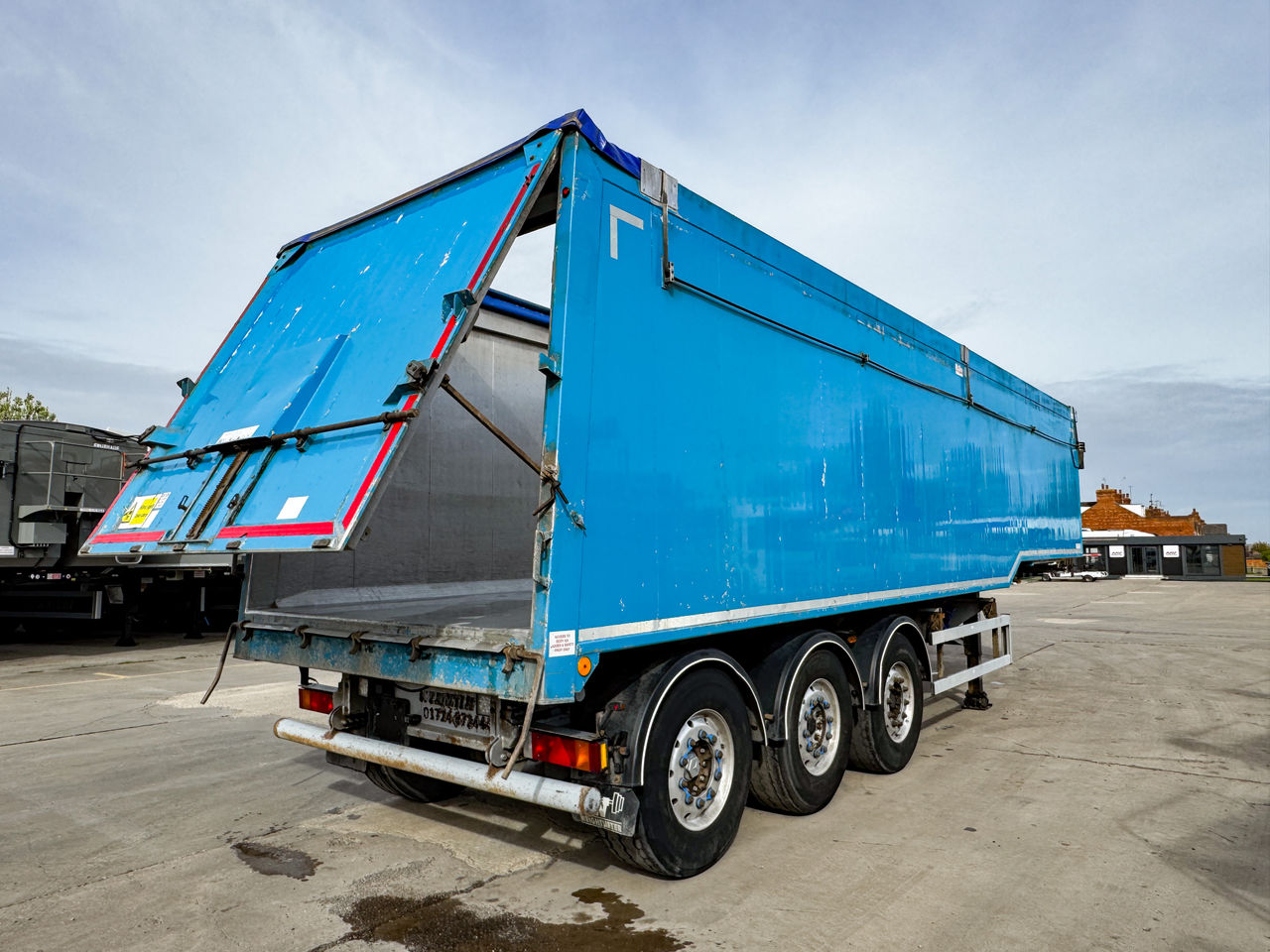 2014 Weighlifter '70 cu yd Sloper with in cab weigher, reverse camera, Hydroclear sheet, JOST disc axle, Durabrites Trailers for sale at MV Commercial