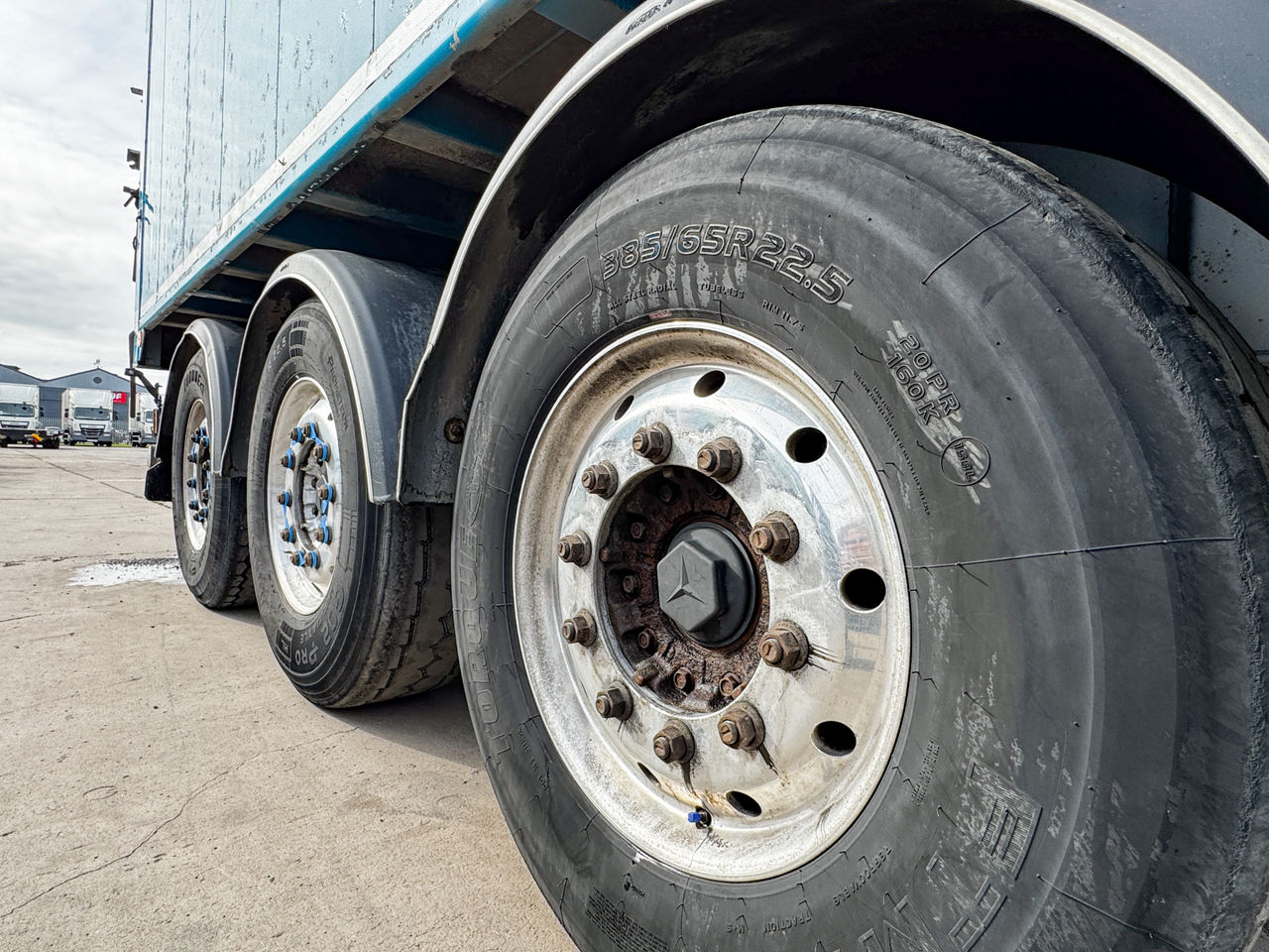 2014 Weighlifter '70 cu yd Sloper with in cab weigher, reverse camera, Hydroclear sheet, JOST disc axle, Durabrites Trailers for sale at MV Commercial