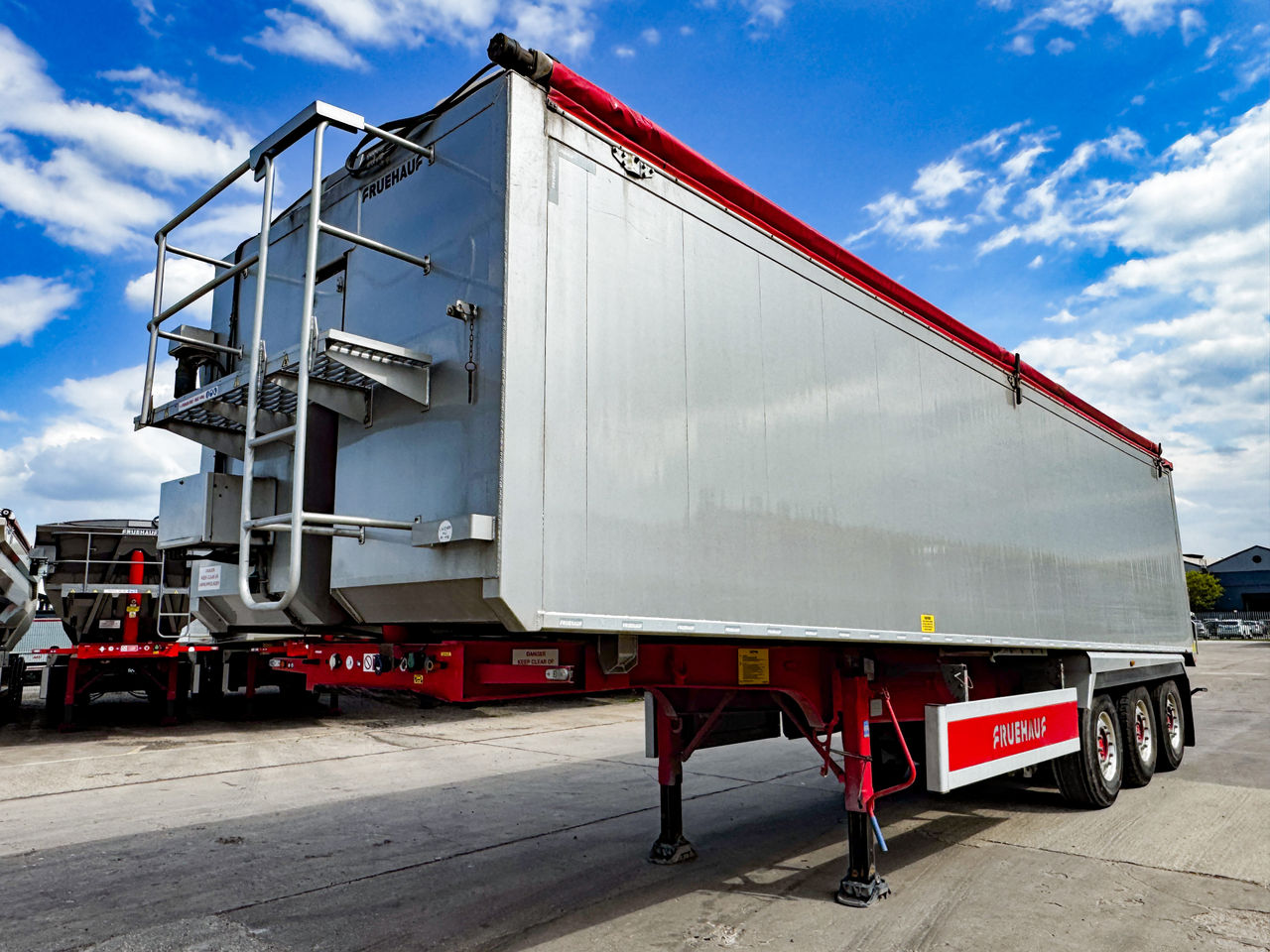 2024 Fruehauf Sloper Smoothside Tipper Trailers for sale at MV Commercial