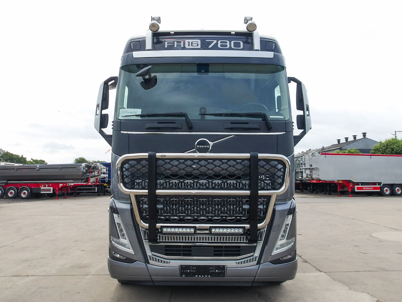  Volvo FH16 780 Tractor Unit for sale at MV Commercial