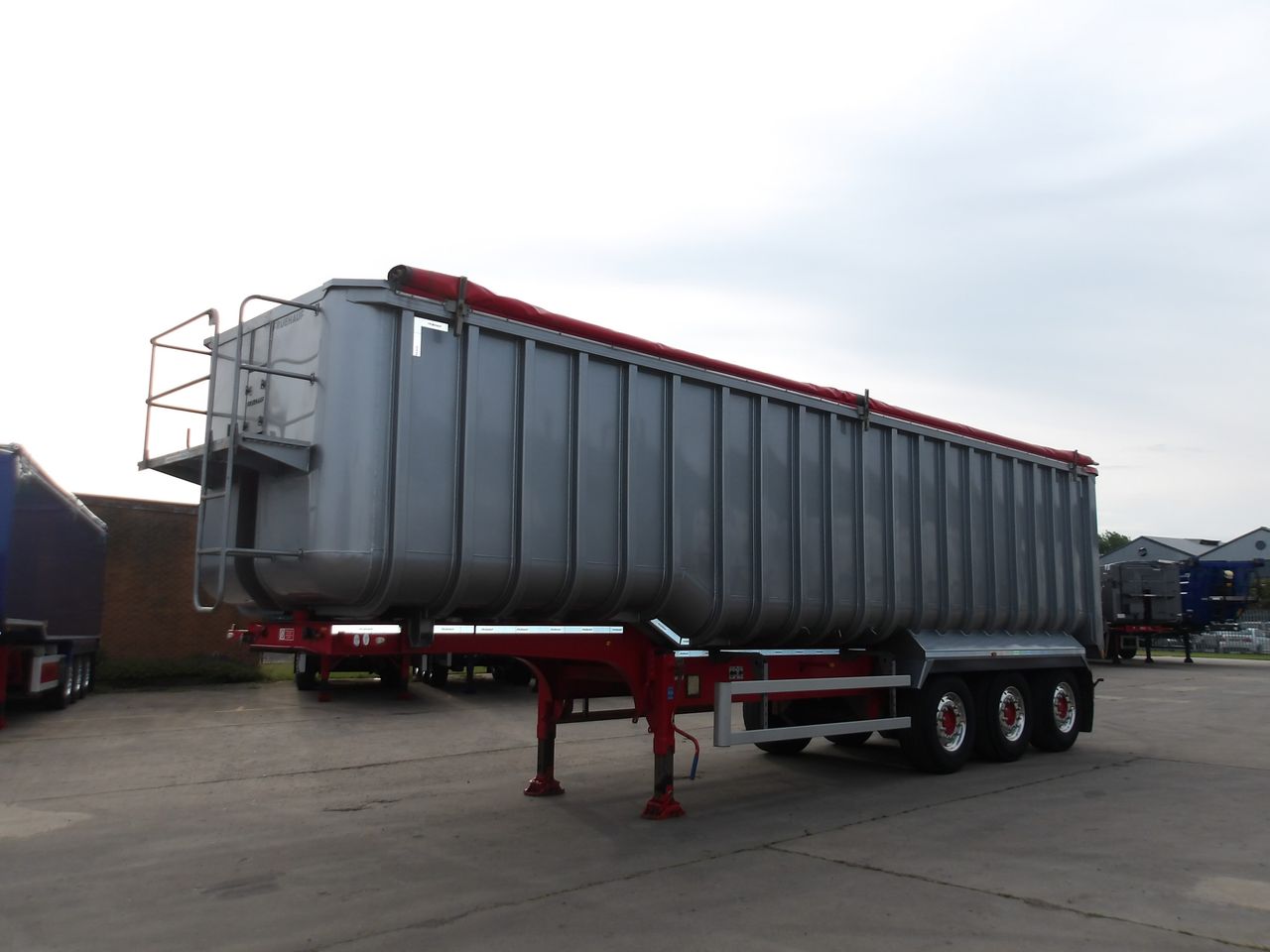 2023 FRUEHAUF 67 cu yd Fruehauf Bath Tub with manual sheet, manual tailgate and PM1155 weigher Trailers for sale at MV Commercial
