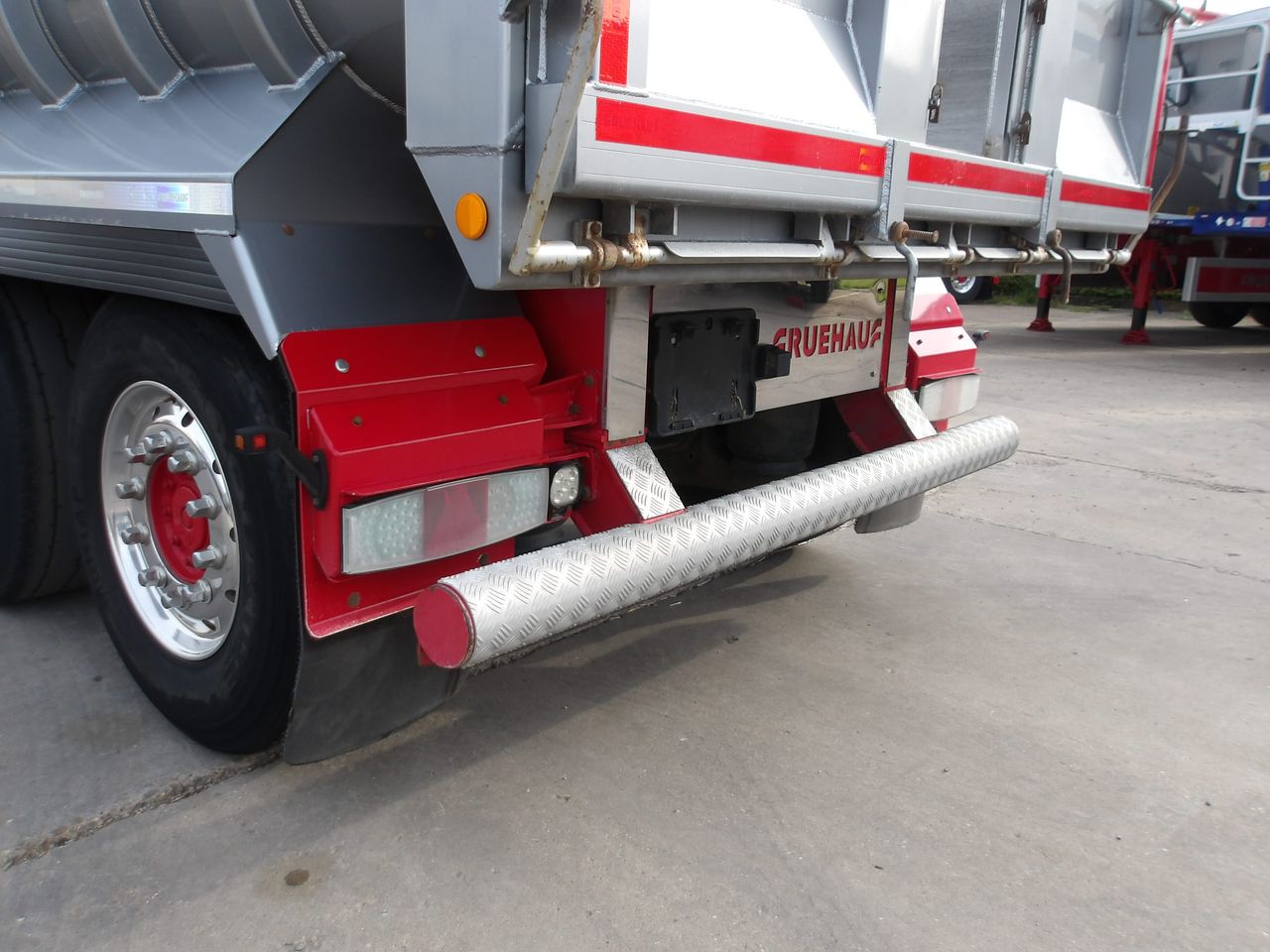 2023 FRUEHAUF 67 cu yd Fruehauf Bath Tub with manual sheet, manual tailgate and PM1155 weigher Trailers for sale at MV Commercial