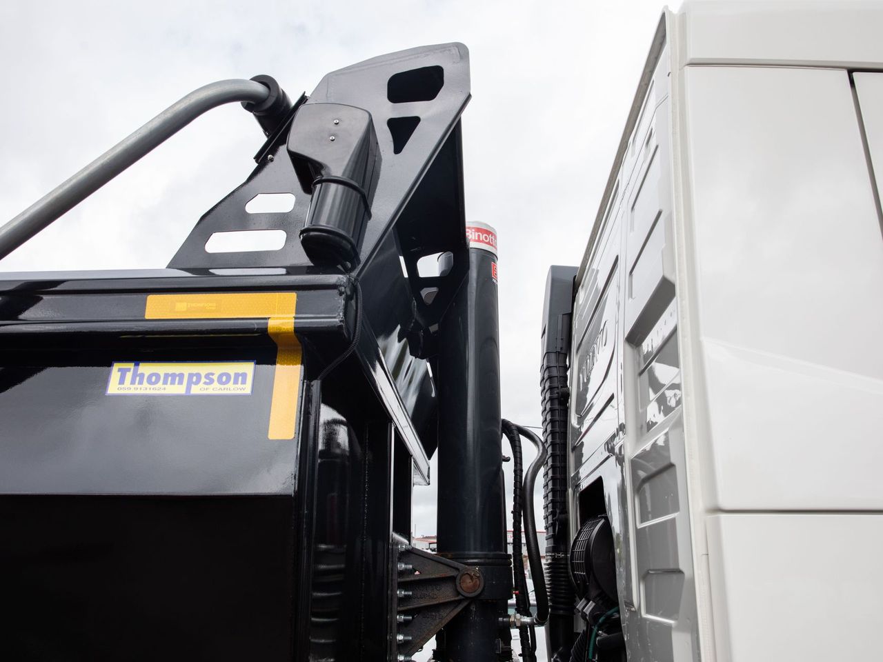  Volvo FMX 420 Tipper for sale at MV Commercial