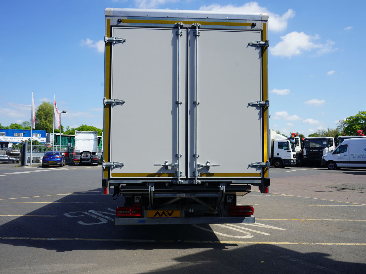 2023 DAF LF 190 Curtainsider for sale at MV Commercial