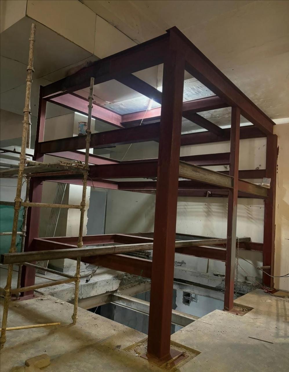 Galaxy Sapphire Mall structural rehabilitation work