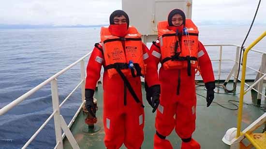 https://ik.imagekit.io/mwakqpfup/abandon_ship_drill_2_men_wearing_immersion_suits_urwcwg.jpg