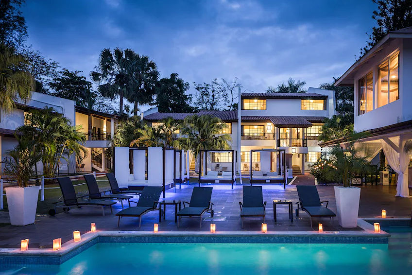 Transportation from Punta Cana Airport to BlueBay Villas Doradas