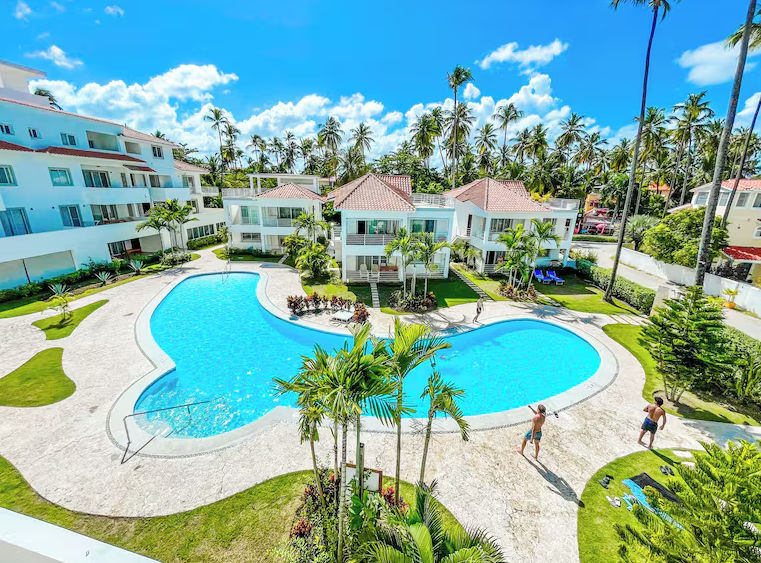 Transportation from Punta Cana Airport to Bavaro Seaside Villas Beach Hotel