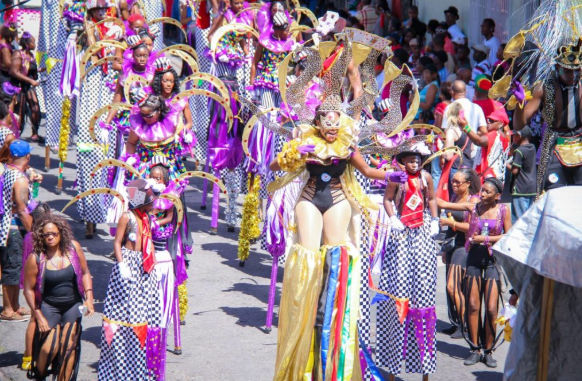 Dominican Carnival 2026 how to get there