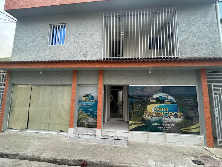 Transportation from Punta Cana Airport to Hotel Tropic Pop