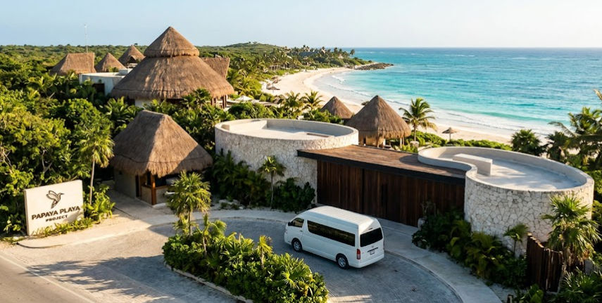 Transporte privado de Taxi Shuttle Cancun llegando a Papaya Playa Project en Tulum