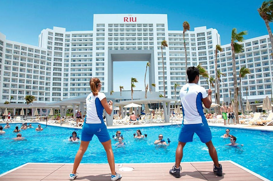 Private transportation by Taxi Shuttle Cancun at Riu Palace Peninsula Hotel Cancun