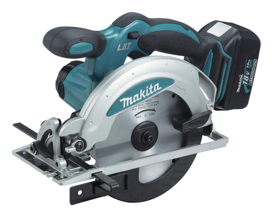 Аккумуляторная дисковая пила Makita DSS610RF, LXT 18 В, 165 мм, 3700 об/мин, с АКБ 3 Ач и ЗУ
