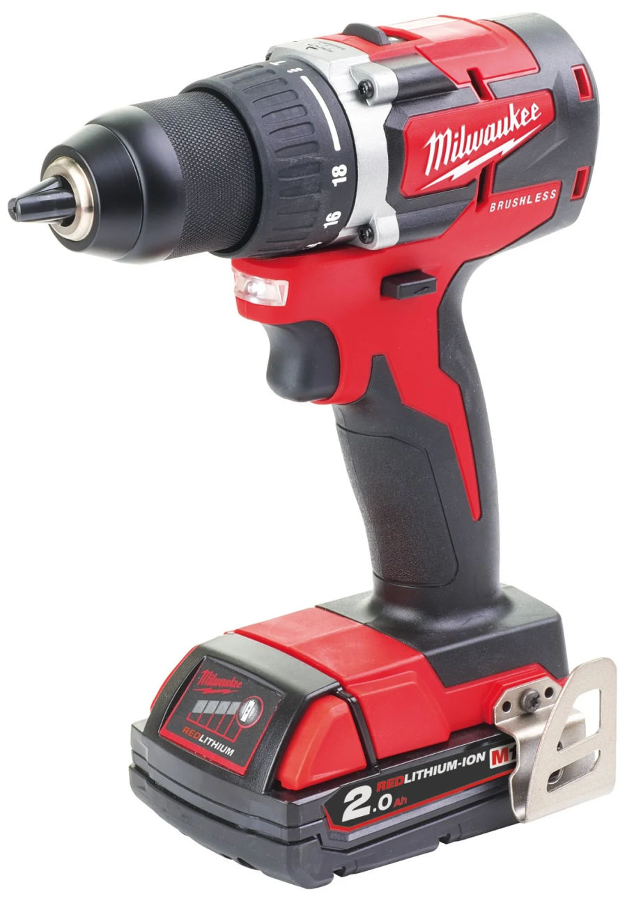 Аккумуляторная дрель-шуруповерт Milwaukee M18 CBLDD-202C, 4933464317